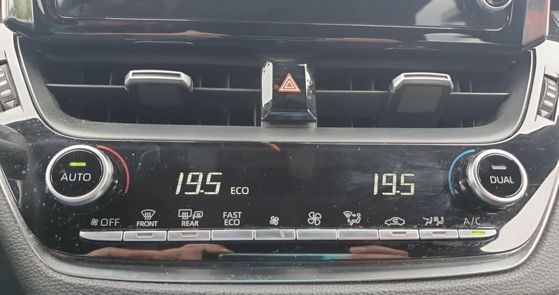 Toyota Corolla cena 84900 przebieg: 149170, rok produkcji 2020 z Bełżyce małe 352